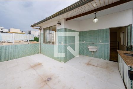 Apartamento à venda com 150m², 3 quartos e 2 vagas Apartamento à venda com 150m², 3 quartos e 2 vagasCobertura