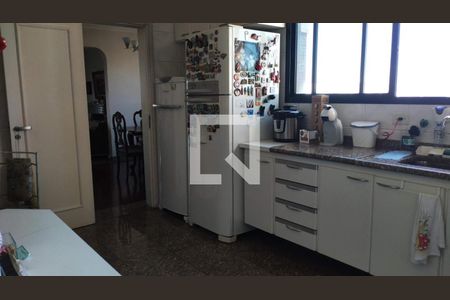 Apartamento à venda com 228m², 4 quartos e 3 vagas Apartamento à venda com 228m², 4 quartos e 3 vagasFoto 26