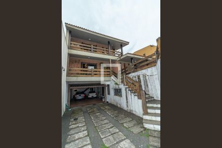 Casa à venda com 450m², 4 quartos e 8 vagasFachada