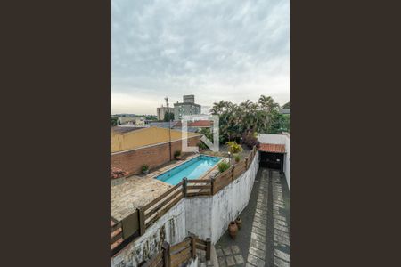 Casa à venda com 450m², 4 quartos e 8 vagasVista da Suíte