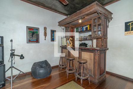 Bar de casa à venda com 4 quartos, 450m² em Chácara das Pedras, Porto Alegre