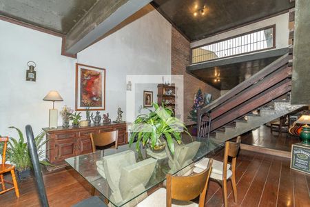 Casa à venda com 450m², 4 quartos e 8 vagasSala de Jantar