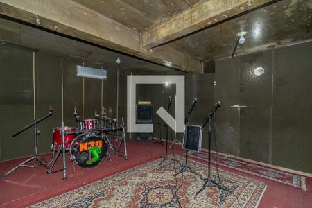 Casa à venda com 450m², 4 quartos e 8 vagasEstúdio de som