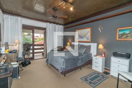 Casa à venda com 450m², 4 quartos e 8 vagasQuarto Suíte