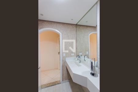 Casa à venda com 245m², 3 quartos e 5 vagasLavabo