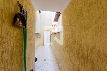 Casa à venda com 245m², 3 quartos e 5 vagasCorredor