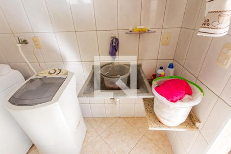 Casa à venda com 245m², 3 quartos e 5 vagasTanque