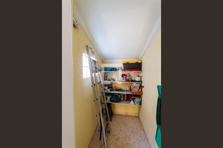 Casa à venda com 245m², 3 quartos e 5 vagasDepósito