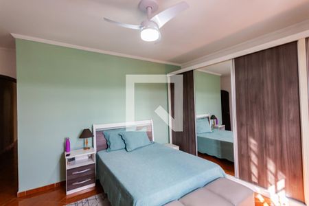 Casa à venda com 245m², 3 quartos e 5 vagasQuarto 3