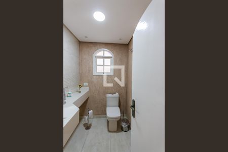 Casa à venda com 245m², 3 quartos e 5 vagasLavabo