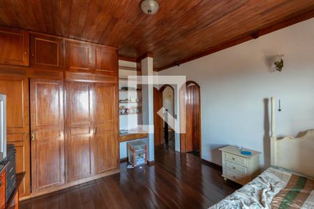 Casa para alugar com 550m², 5 quartos e 4 vagasQuarto  2