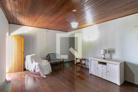 Casa para alugar com 550m², 5 quartos e 4 vagasQuarto 4