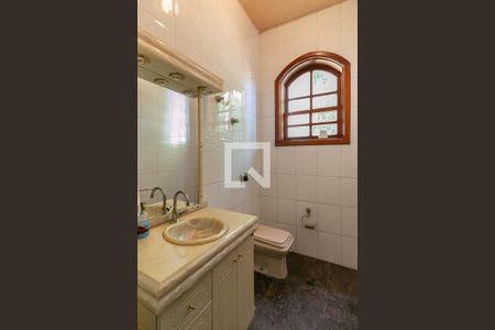 Banheiro de casa à venda com 5 quartos, 550m² em Belvedere, Belo Horizonte