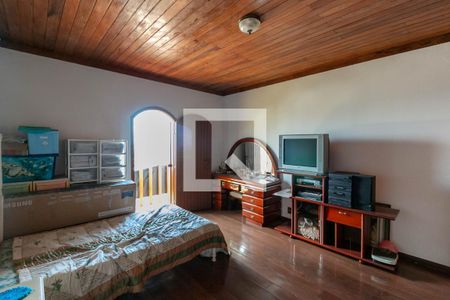 Casa para alugar com 550m², 5 quartos e 4 vagasQuarto  2