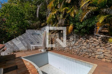 Casa para alugar com 550m², 5 quartos e 4 vagasPiscina