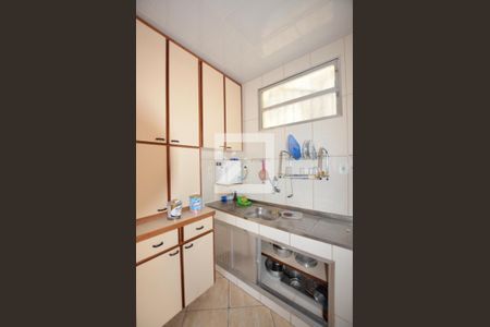 Casa à venda com 223m², 3 quartos e 2 vagasBanheiro