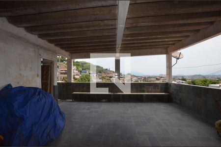 Casa à venda com 223m², 3 quartos e 2 vagasTerraço