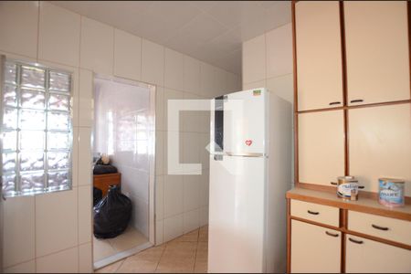 Casa à venda com 223m², 3 quartos e 2 vagasBanheiro