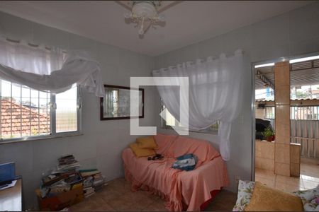 Sala de casa à venda com 3 quartos, 200m² em Irajá, Rio de Janeiro
