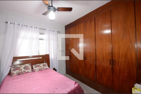 Quarto 1 de casa à venda com 3 quartos, 200m² em Irajá, Rio de Janeiro