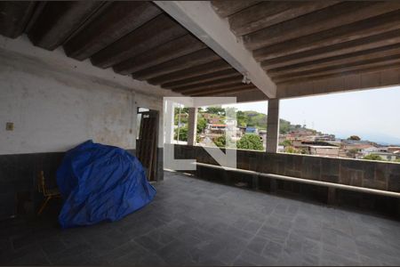 Casa à venda com 223m², 3 quartos e 2 vagasTerraço