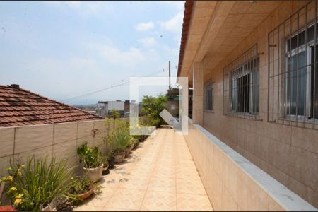 Casa à venda com 223m², 3 quartos e 2 vagasCorredor Lateral