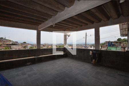 Casa à venda com 223m², 3 quartos e 2 vagasTerraço