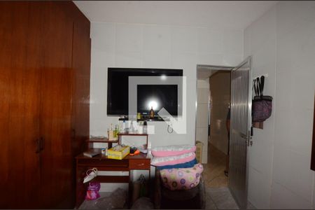 Casa à venda com 223m², 3 quartos e 2 vagasQuarto 1