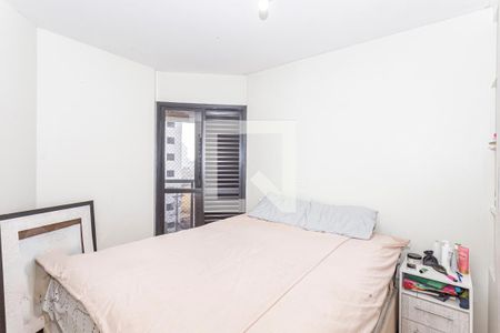 Suite  de apartamento à venda com 3 quartos, 70m² em Vila Brasílio Machado, São Paulo