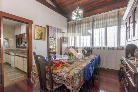 Sala de casa à venda com 5 quartos, 610m² em Belvedere, Belo Horizonte