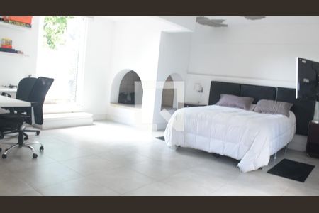 Casa à venda com 1054m², 3 quartos e 3 vagasQuarto 2 - Suíte