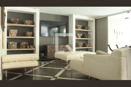 Sala 1 de casa à venda com 3 quartos, 1054m² em Vila Progredior, São Paulo