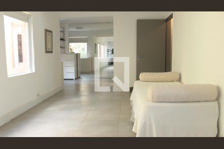 Casa à venda com 1054m², 3 quartos e 3 vagasQuarto 2 - Suíte