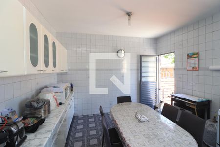 Casa à venda com 500m², 2 quartos e 2 vagasCozinha