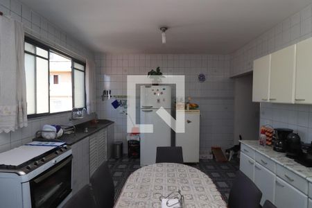 Casa à venda com 500m², 2 quartos e 2 vagasCozinha