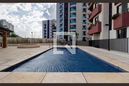 Apartamento à venda com 118m², 3 quartos e 3 vagas Apartamento à venda com 118m², 3 quartos e 3 vagasPiscina