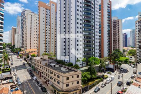 Apartamento à venda com 118m², 3 quartos e 3 vagas Apartamento à venda com 118m², 3 quartos e 3 vagasVista - Varanda