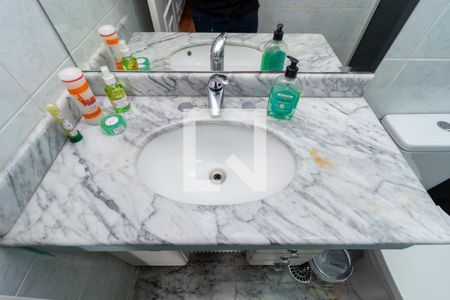 Apartamento à venda com 118m², 3 quartos e 3 vagas Apartamento à venda com 118m², 3 quartos e 3 vagasDetalhe Banheiro - Suíte 2