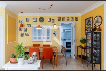 Apartamento à venda com 118m², 3 quartos e 3 vagas Apartamento à venda com 118m², 3 quartos e 3 vagasSala de Jantar