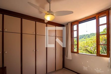 Quarto de casa de condomínio à venda com 4 quartos, 157m² em Vila Progresso, Niterói