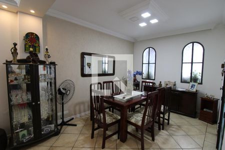 Sala de casa à venda com 4 quartos, 176m² em Jardim das Laranjeiras, São Paulo