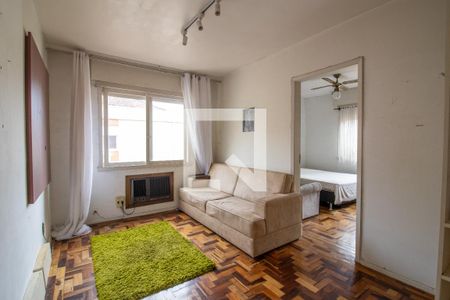 Sala de apartamento para alugar com 1 quarto, 56m² em Vila Ipiranga, Porto Alegre