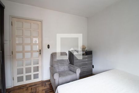 Quarto  de apartamento para alugar com 1 quarto, 56m² em Vila Ipiranga, Porto Alegre