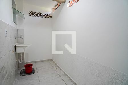 Área de Serviço de casa para alugar com 1 quarto, 45m² em Piratininga, Niterói