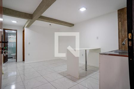 Sala de casa para alugar com 1 quarto, 45m² em Piratininga, Niterói