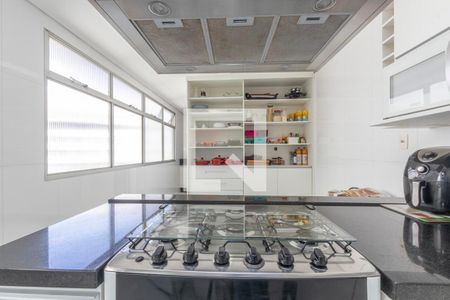 Apartamento à venda com 320m², 4 quartos e 2 vagasCozinha