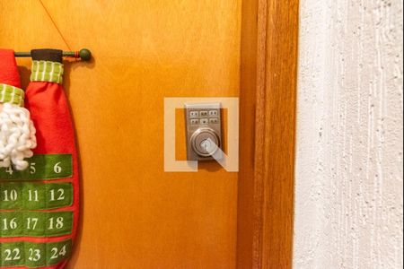 Apartamento à venda com 78m², 3 quartos e 2 vagasFechadura eletrônica