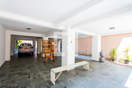 Casa à venda com 232m², 3 quartos e 8 vagasGaragem