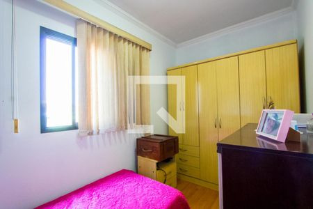 Casa à venda com 232m², 3 quartos e 8 vagasQuarto 2