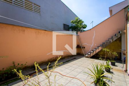Casa à venda com 232m², 3 quartos e 8 vagasQuintal